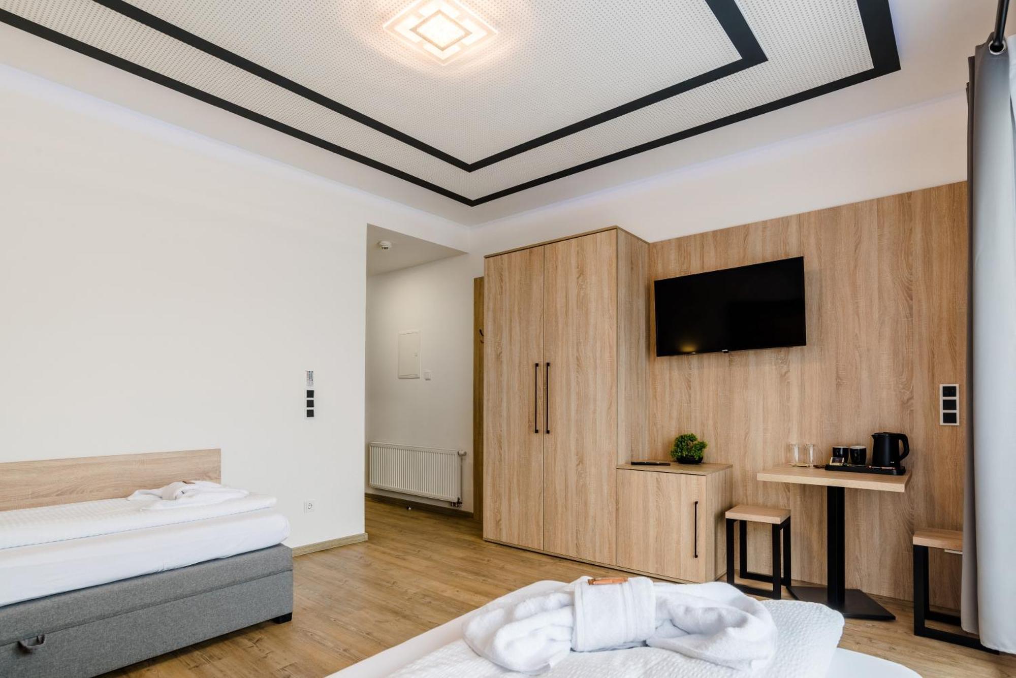 Hotel Montenegro